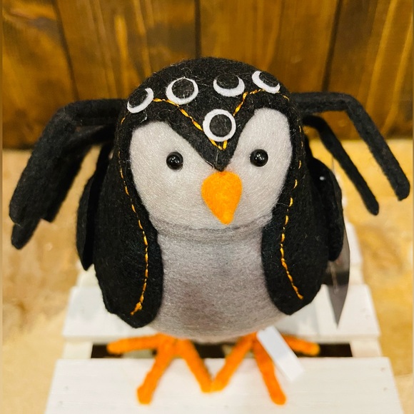 Webber Featherly Friends Hyde and Eek! 2023 Bird - Picture 2 of 3